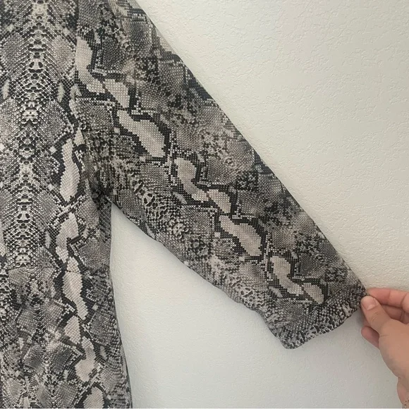Zara Snake Print Maxi Shirt Dress Black Gray Animal Print Women’s XS - Picture 13 of 14